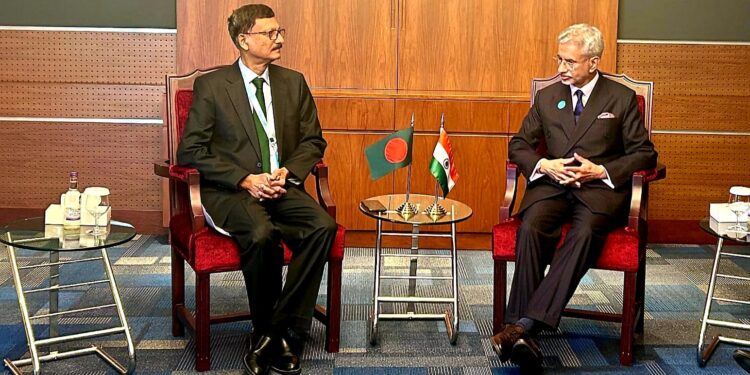 B'Desh Foreign Affairs Adviser Touhid attends the 8th Indian Ocean Conference