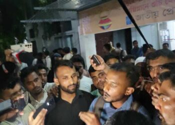 Sacked armed forces members halt protest on assurances of meeting demands