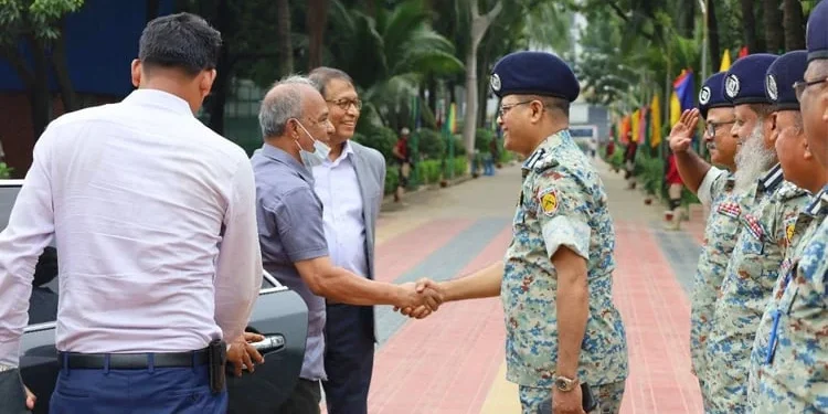 Police no longer have heavy weapons: Home Adviser