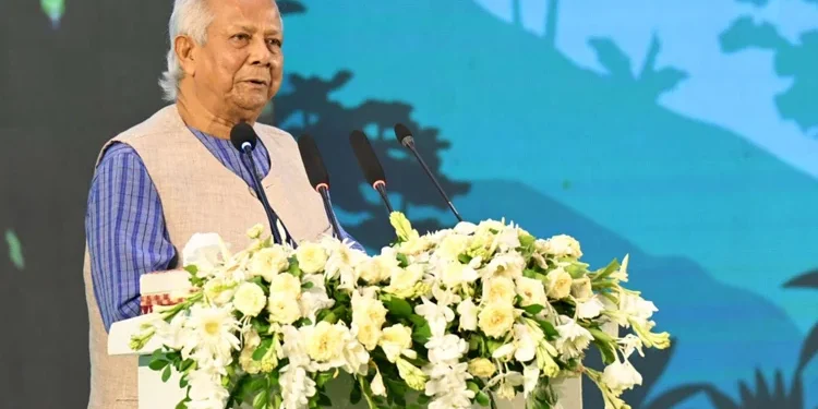 CA for stopping plastic use to save environment