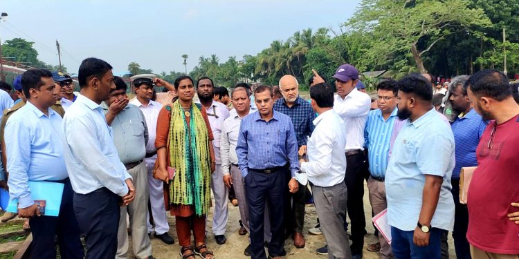 Bangladesh Railway Director General visits Benapole Railway Station