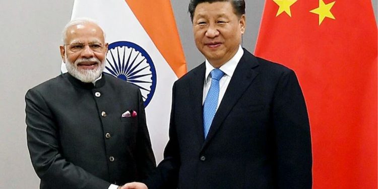 India resumes visas for Chinese tourists after five years