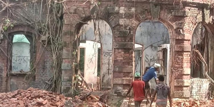 Minority leader condemns demolition of Satyajit Ray’s house to build Shishu Academy building in Bangladesh