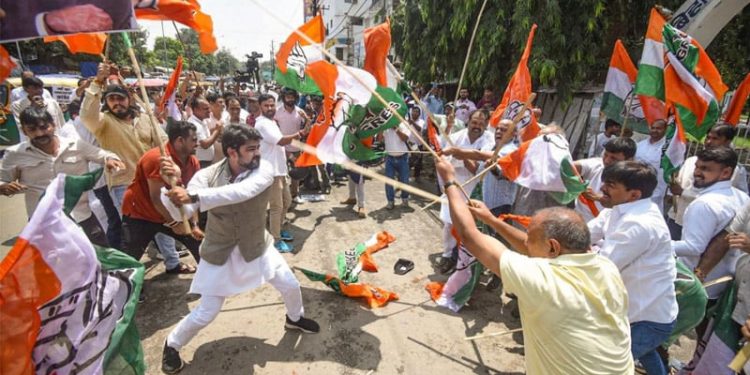 BJP attacks, clashes at Congress offices in West Bengal and Bihar