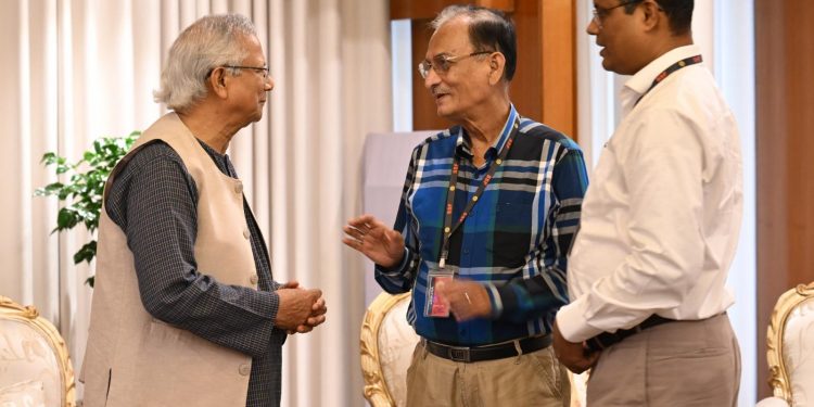 Chief Advisor meets Hindu religious leaders on Durga Puja preparations