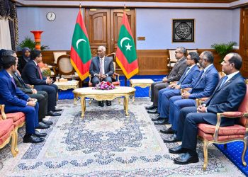 Bangladesh envoy presents credentials to Maldivian President