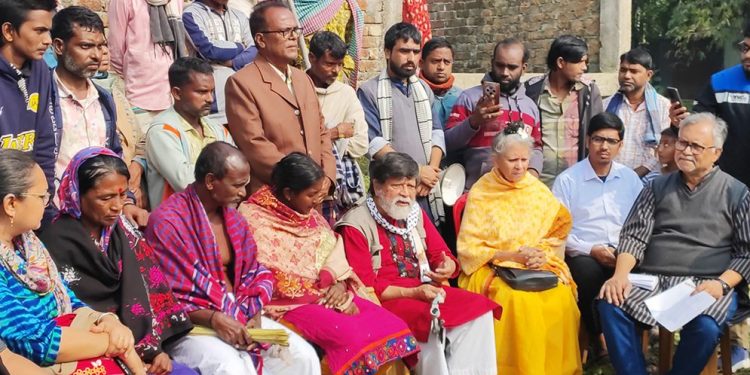 Advisor Abrar and human rights activists visit Dipu Chandra Das’ family to offer condolences