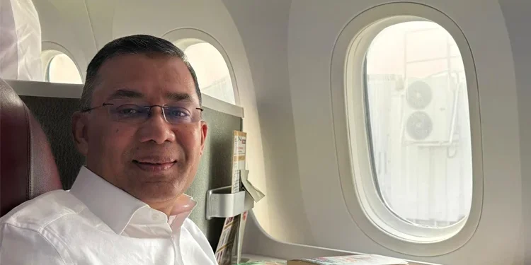 Tarique Rahman finally comes back to mother