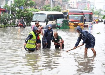 Monsoon storm in Bangladesh Floods, landslides kill 44