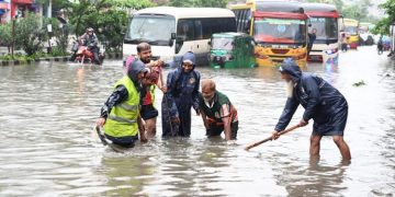 Monsoon storm in Bangladesh Floods, landslides kill 44