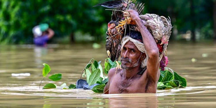 Floods in Bangladesh kill 54, affect more than 600,000 people