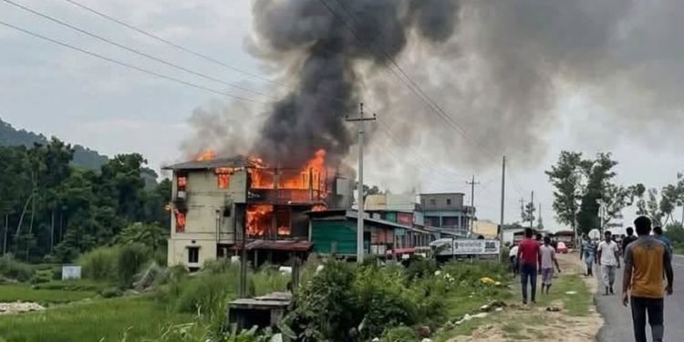 10 people killed in fire at Cox’s Bazar resort